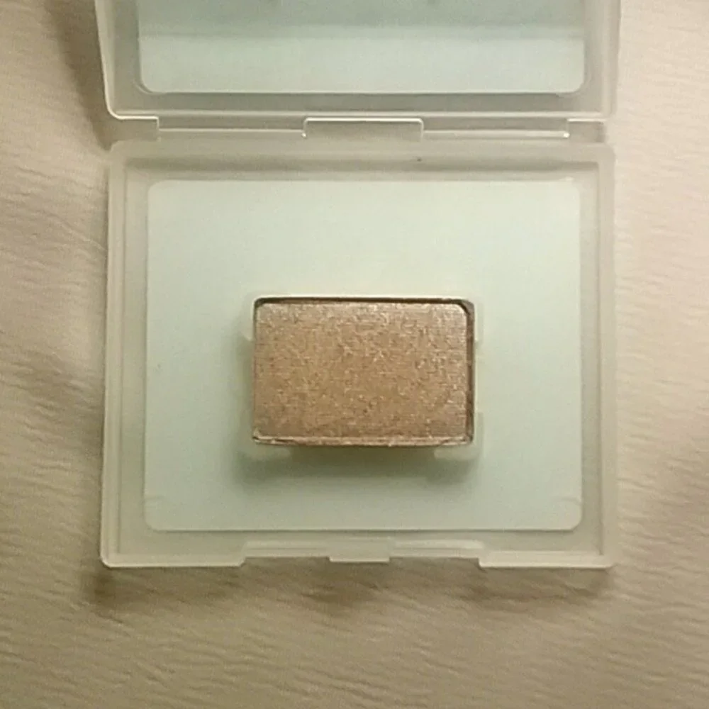Mary Kay beautiful pale